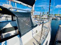 Coronado Center Cockpit Click to launch Larger Image