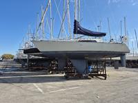 C&C 33-2 Click to launch Larger Image