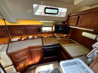 Hunter Passage 42 Click to launch Larger Image