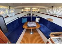 Catalina 250 Click to launch Larger Image