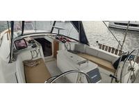 Beneteau Oceanis 43 Click to launch Larger Image