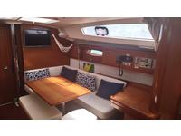 Beneteau Oceanis 43 Click to launch Larger Image