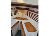 Hunter 30 Click to launch Larger Image