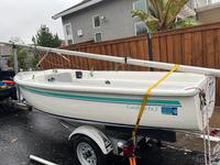Catalina Capri 14.2 Click to launch Larger Image