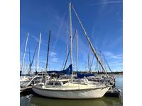 Capital Yachts Gulf 27 Click to launch Larger Image