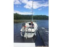 MacGregor 26S Click to launch Larger Image