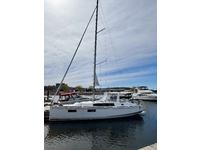 Beneteau Oceanis 35.1 Click to launch Larger Image