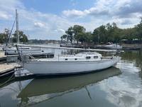 1966 Harbor Point Yacht Club Missouri 35 Pearson Alberg 35