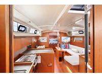 Beneteau oceanis 41.1 Click to launch Larger Image
