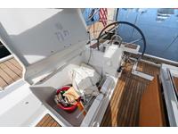 Beneteau oceanis 41.1 Click to launch Larger Image