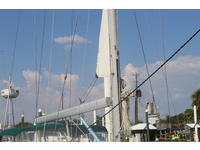 Beneteau 411 Click to launch Larger Image