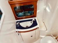 Beneteau Oceanis 473 Click to launch Larger Image