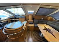 Privilege 495 Owners Edition Click to launch Larger Image