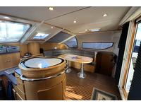 Privilege 495 Owners Edition Click to launch Larger Image