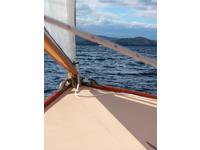 Herreshoff H-12  Click to launch Larger Image