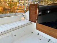 1990 23' MENGER CATBOAT  Click to launch Larger Image