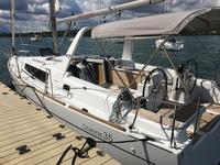 2015 Willsboro New York 34'3 Beneteau Oceanis 35 WE