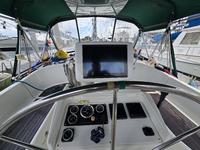 Beneteau 411 Click to launch Larger Image
