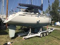 Hunter Legend 35.5 Click to launch Larger Image