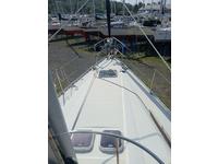 Beneteau Oceanis 440 Click to launch Larger Image