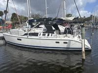 Hunter 41 41 ft sloop Click to launch Larger Image