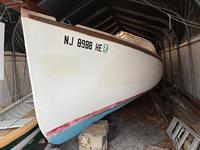 Marshall 22' Catboat Click to launch Larger Image