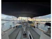 Island Packet Yachts IP 37 Click to launch Larger Image