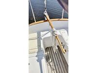 Cat Ketch Corporation Herreshoff Cat Ketch 31 Click to launch Larger Image