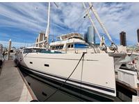 2016 San Diego California 54 Moody Decksalon 54