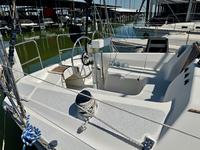 Hunter Marine 30T Click to launch Larger Image