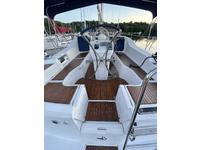 Beneteau 393 Click to launch Larger Image