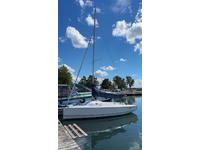 Hunter 216