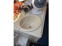 Hunter 240 Click to launch Larger Image