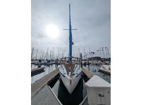 Ericson Yachts Ericson 27 Click to launch Larger Image