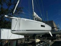 Beneteau Oceanis 30.1