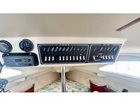 Hunter Marine 280 Click to launch Larger Image