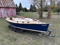 Norwalk Island Sharpie NIS 26 Main Noire Click to launch Larger Image