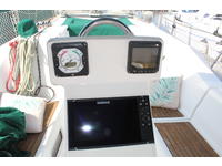 Beneteau 323 Click to launch Larger Image