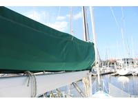 Beneteau 323 Click to launch Larger Image