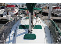 Beneteau 323 Click to launch Larger Image