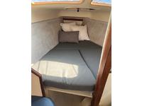 Hunter 240 Click to launch Larger Image