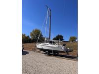 Hunter 240 Click to launch Larger Image