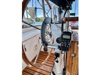 Hinterhoeller Yachts Niagara 35 Encore Click to launch Larger Image