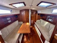Hinterhoeller Yachts Niagara 35 Encore Click to launch Larger Image
