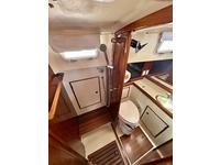 Hinterhoeller Yachts Niagara 35 Encore Click to launch Larger Image