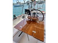 Hinterhoeller Yachts Niagara 35 Encore Click to launch Larger Image