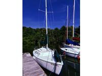 Catalina Yachts Catalina 22 Click to launch Larger Image