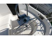 Hunter 326 Click to launch Larger Image