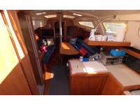 Hunter 326 Click to launch Larger Image