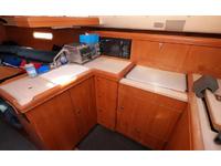 Hunter 326 Click to launch Larger Image